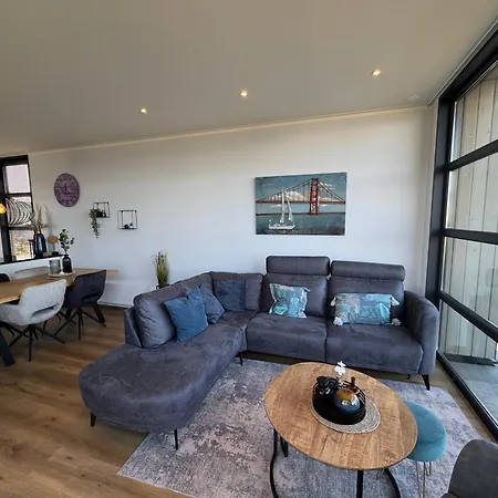 Enkhuizer Ijsselmeerstrand Erste Reihe Mit Zaun Hausnr 204 Vakantiehuis *