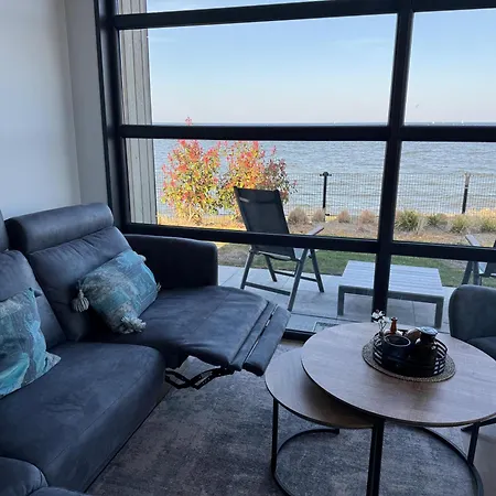 Enkhuizer Ijsselmeerstrand Erste Reihe Mit Zaun Hausnr 204 Enkhuizen